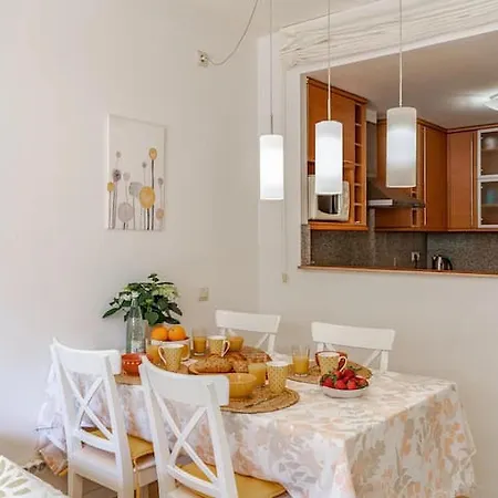 Apartament Pretty Garden Next To A Charming Lloret de Mar